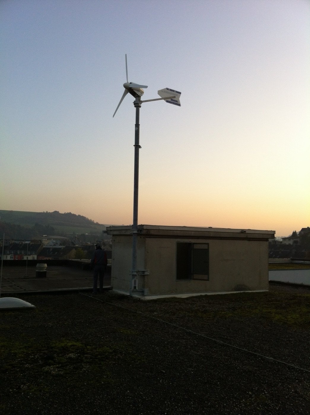 Windrad auf dem Dach des LTEtt